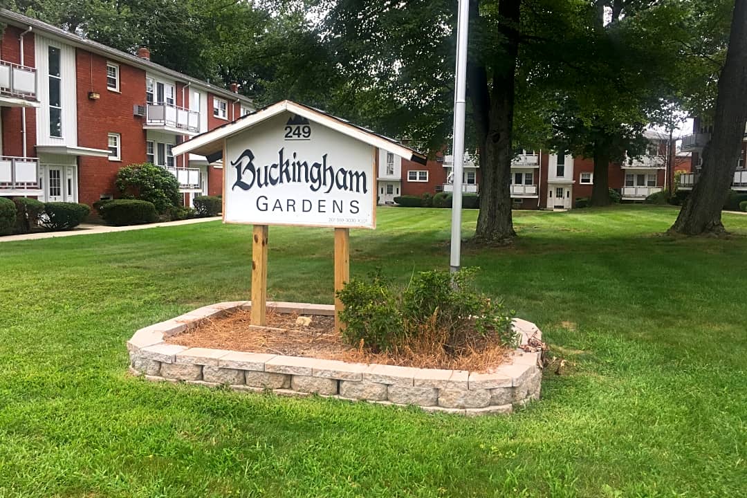 Nanuet Apartment Portfolio Sells For 19.2 Million, Kennelly Square for