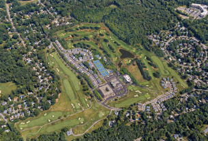 Paramount Country Club